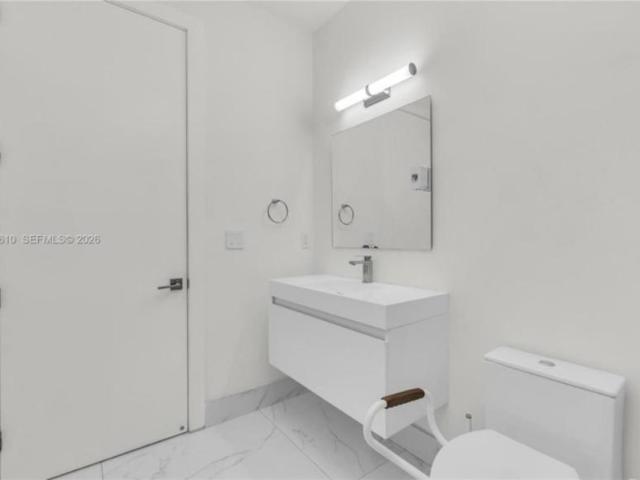 5 bedroom, Doral FL 33178 106220764
