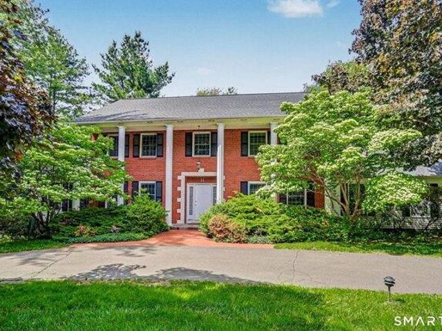 5 bedroom, Danbury CT 06811 104869615