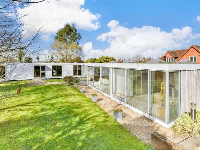 5 Bedroom Detached Bungalow