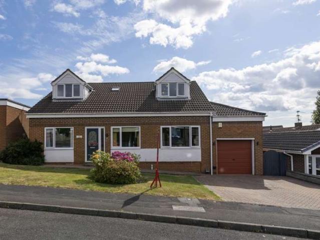 5 Bedroom Detached Bungalow