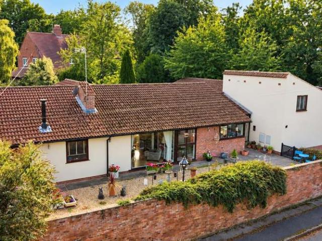 5 Bedroom Detached Bungalow