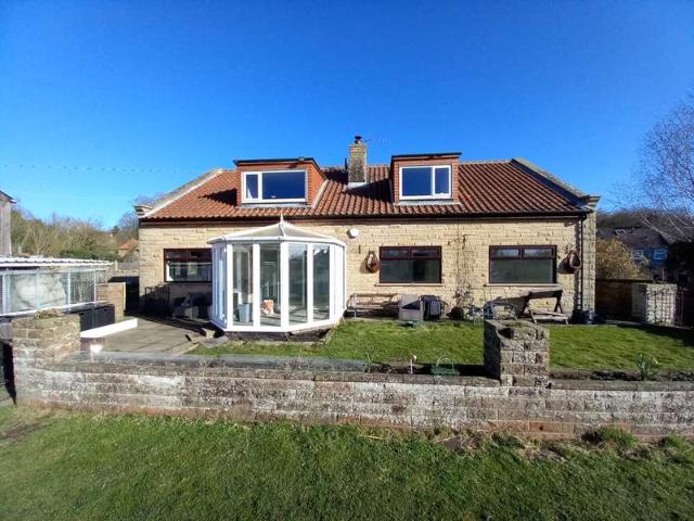 5 Bedroom Detached Bungalow