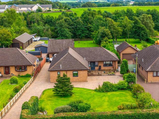 5 bedroom detached bungalow for sale