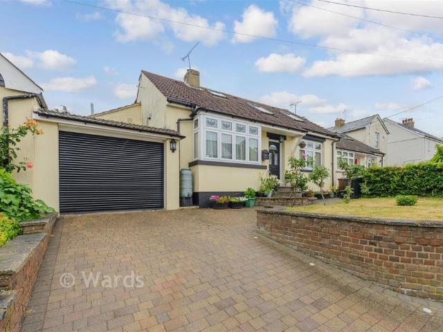 5 bedroom detached bungalow for sale