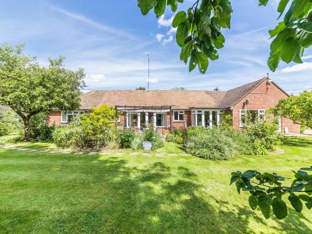 5 bedroom detached bungalow for sale