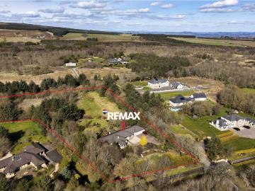 5 bedroom detached bungalow for sale