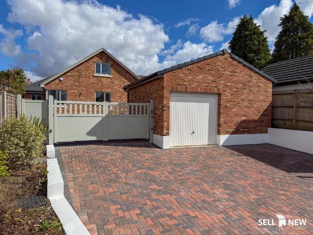 5 bedroom detached bungalow for sale