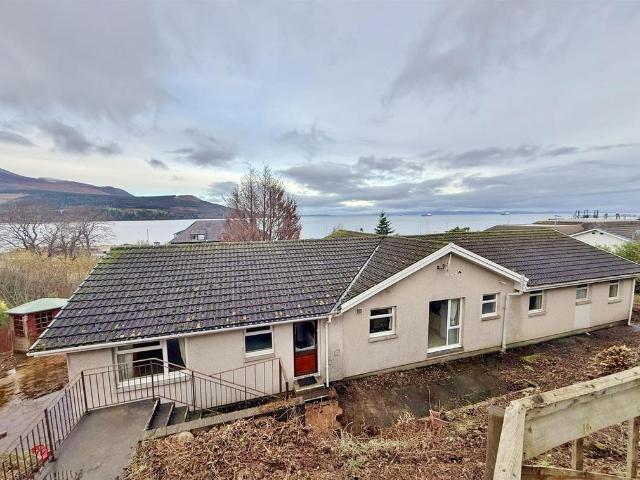 5 bedroom detached bungalow for sale