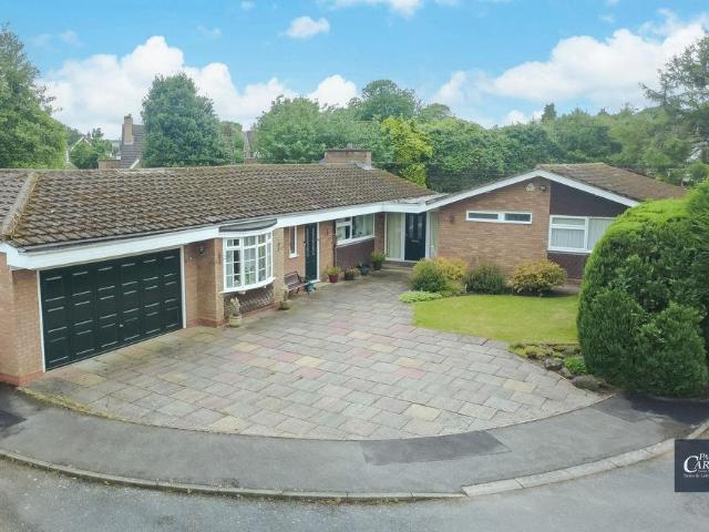 5 bedroom detached bungalow for sale