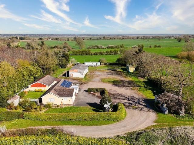 5 bedroom detached bungalow for sale