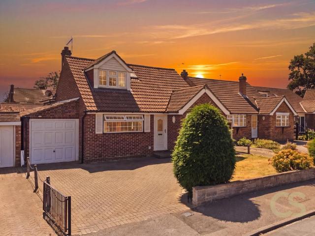 5 bedroom detached bungalow for sale