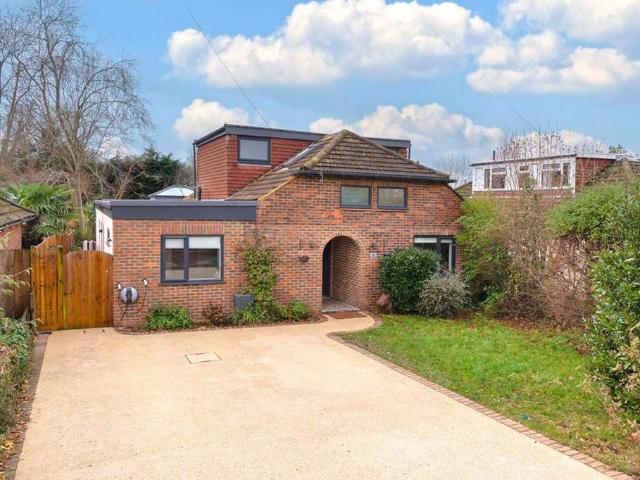 5 bedroom detached bungalow for sale