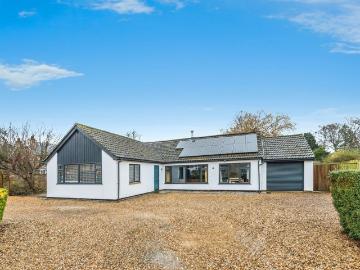 5 bedroom detached bungalow for sale