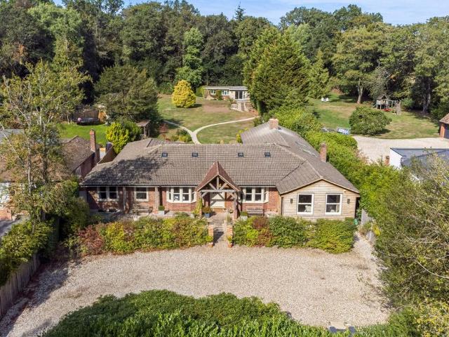 5 bedroom detached bungalow for sale