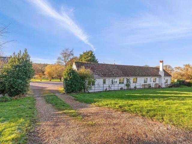 5 bedroom detached bungalow for sale