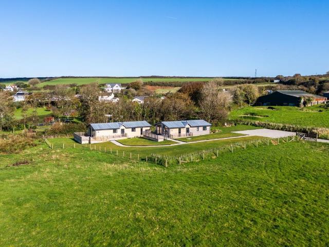 5 bedroom detached bungalow for sale
