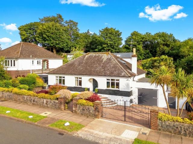 5 bedroom detached bungalow for sale