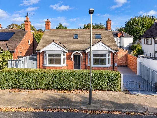 5 bedroom detached bungalow for sale
