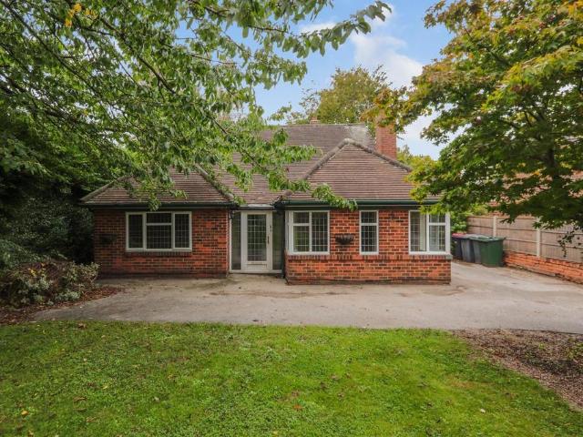 5 bedroom detached bungalow for sale