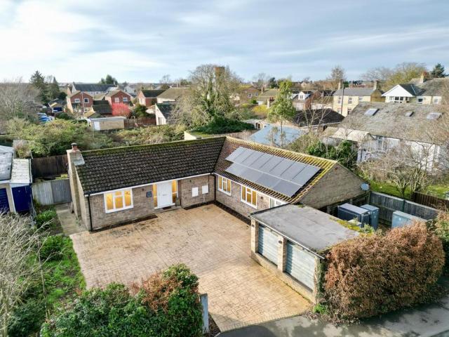 5 bedroom detached bungalow for sale
