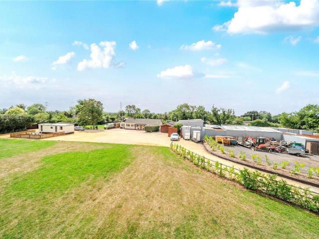 5 bedroom detached bungalow for sale