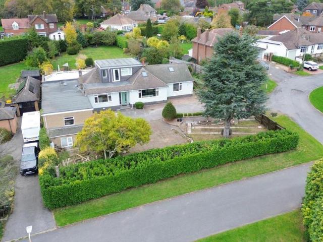 5 bedroom detached bungalow for sale