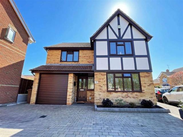 5 Bedroom Detached House