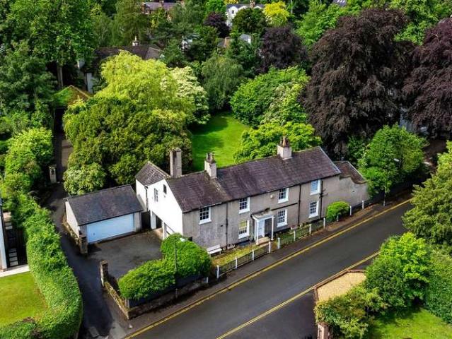 5 Bedroom Detached House