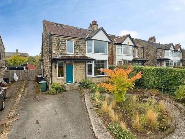5 Bedroom Detached House