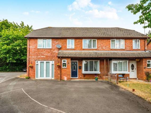 5 Bedroom Detached House