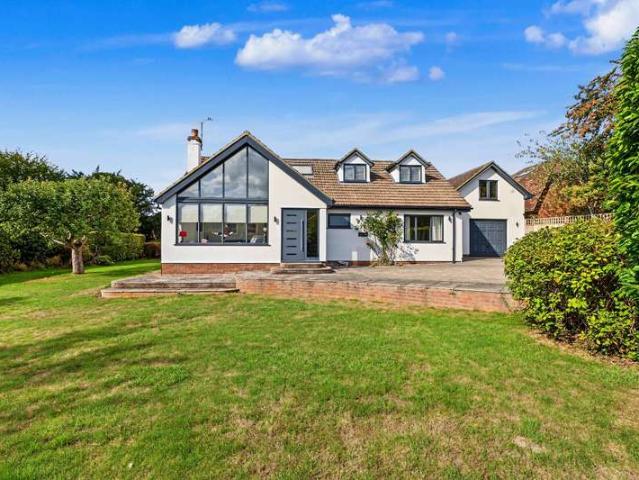 5 Bedroom Detached House