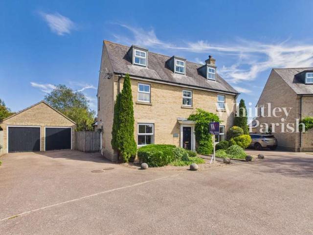 5 Bedroom Detached House