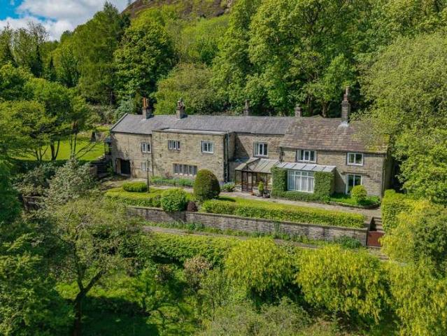 5 Bedroom Detached House