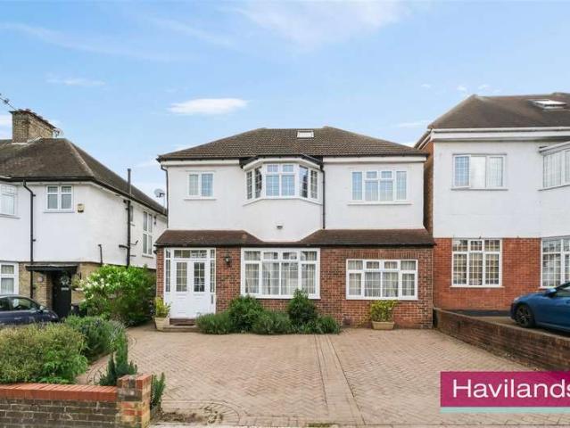 5 Bedroom Detached House