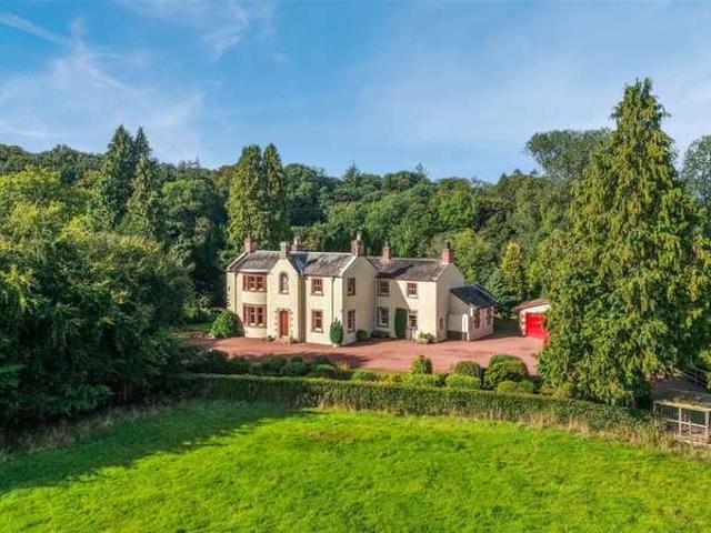 5 Bedroom Detached House