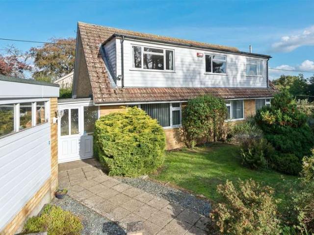 5 Bedroom Detached House