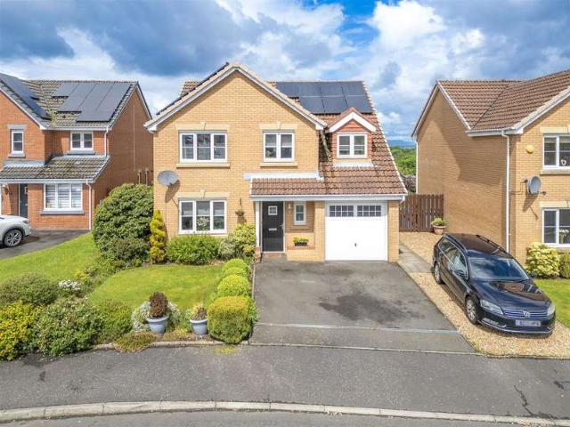 5 Bedroom Detached House