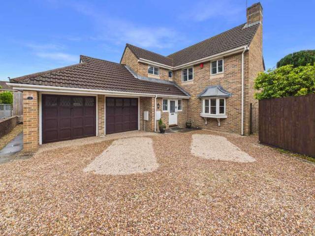 5 Bedroom Detached House