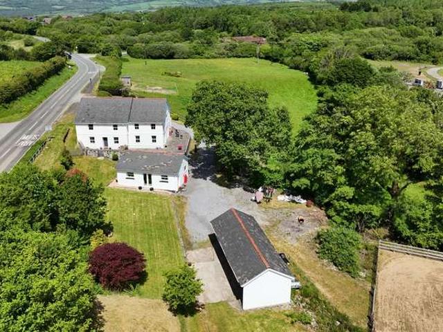 5 Bedroom Detached House