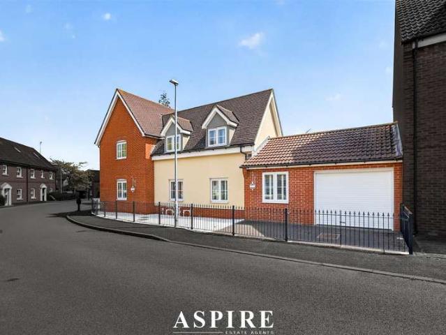 5 Bedroom Detached House