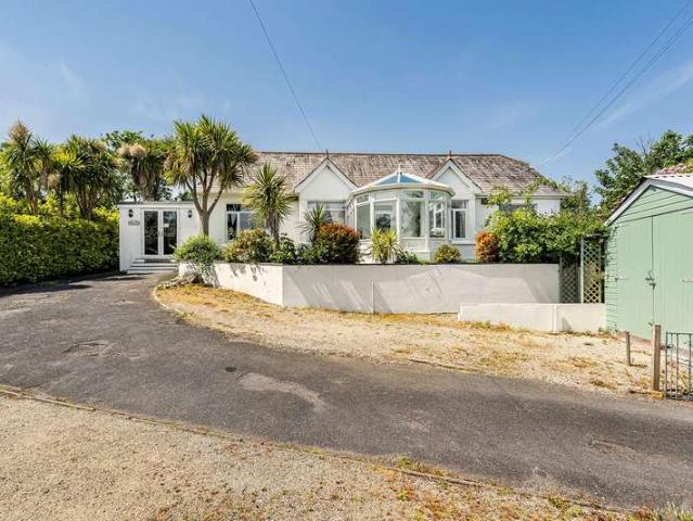 5 Bedroom Detached House