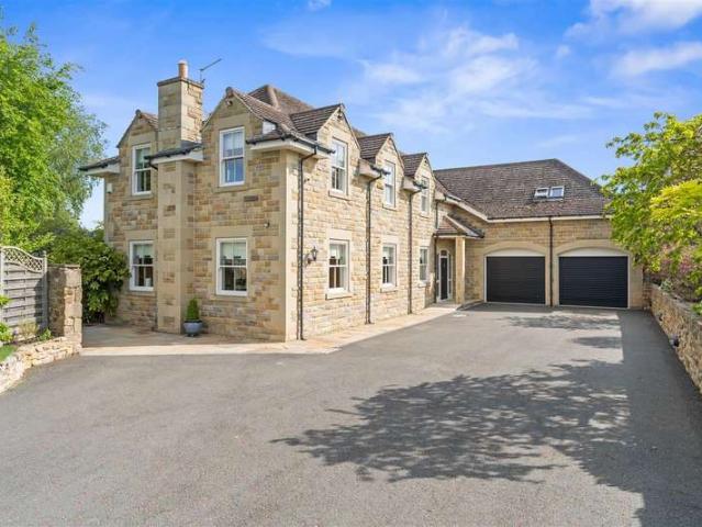 5 Bedroom Detached House
