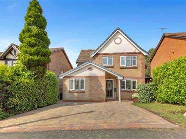5 Bedroom Detached House