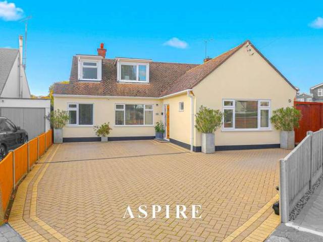 5 Bedroom Detached House