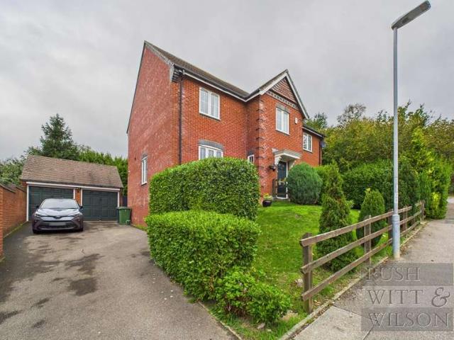 5 Bedroom Detached House
