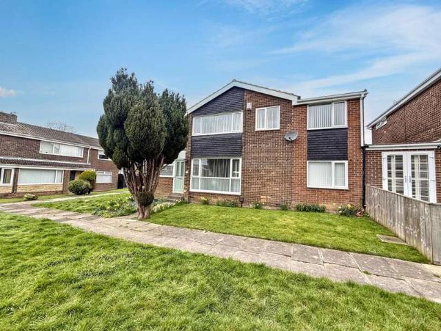 5 Bedroom Detached House