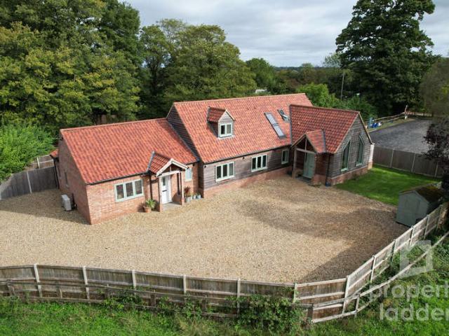 5 Bedroom Detached House