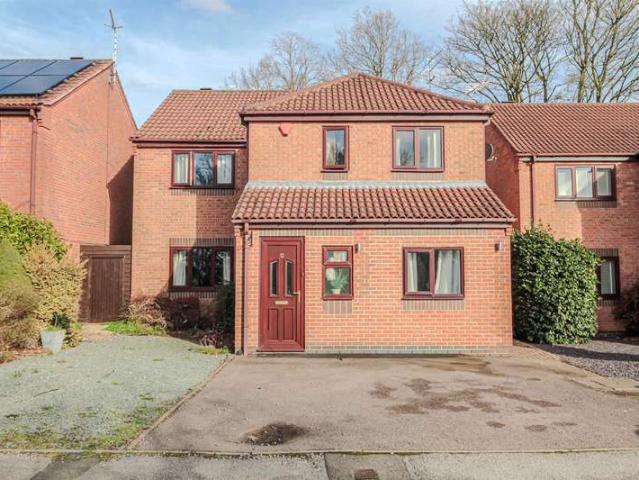 5 Bedroom Detached House
