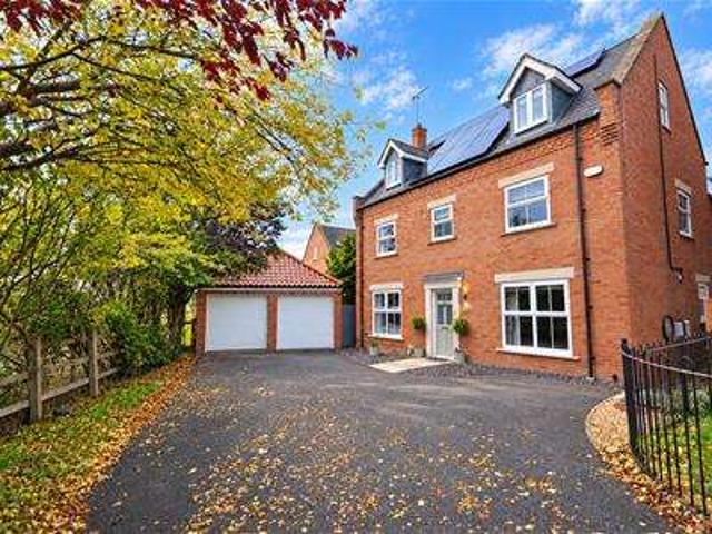 5 Bedroom Detached House
