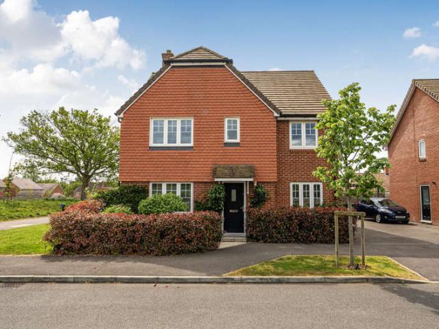 5 Bedroom Detached House